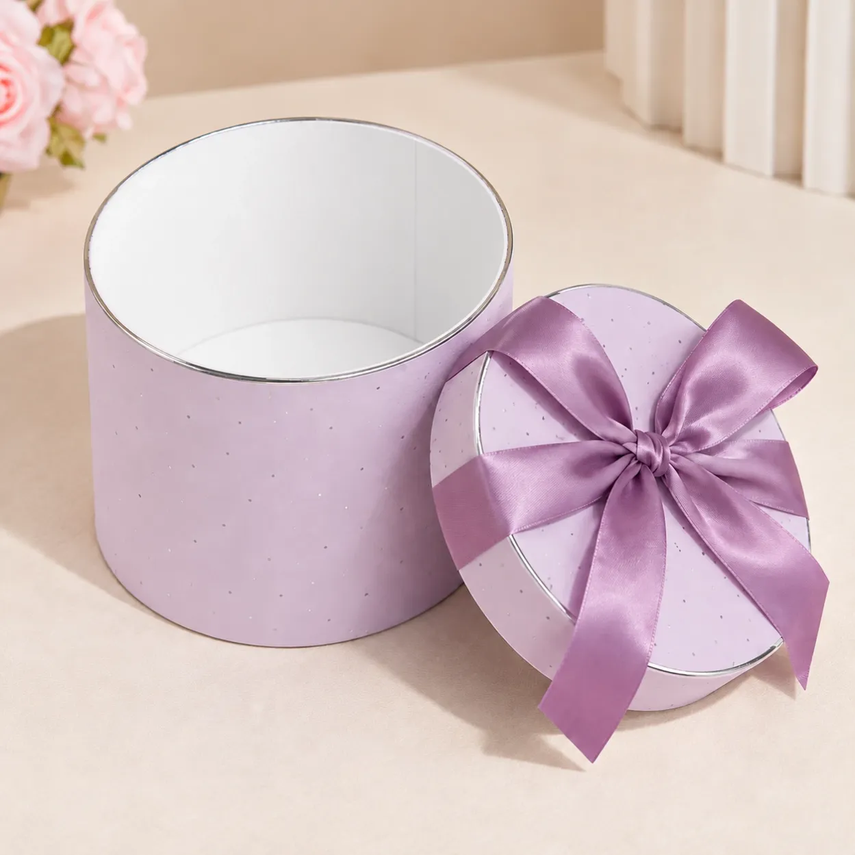 small-lavender-round-gift-box-4