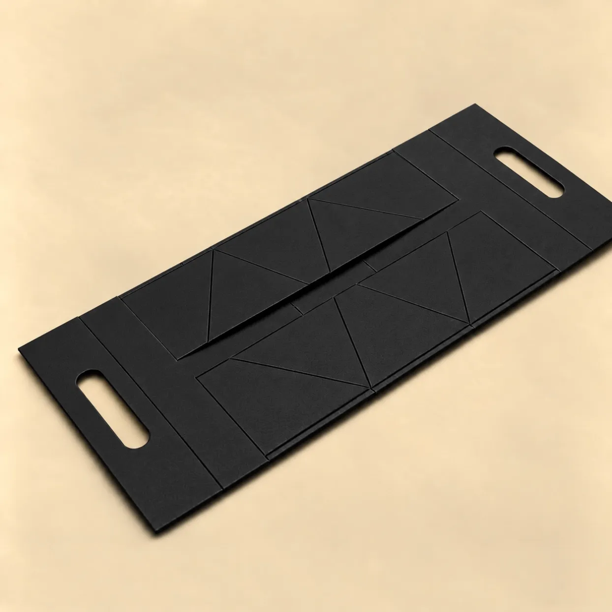 FB-001_Black_03_Flat_Pack