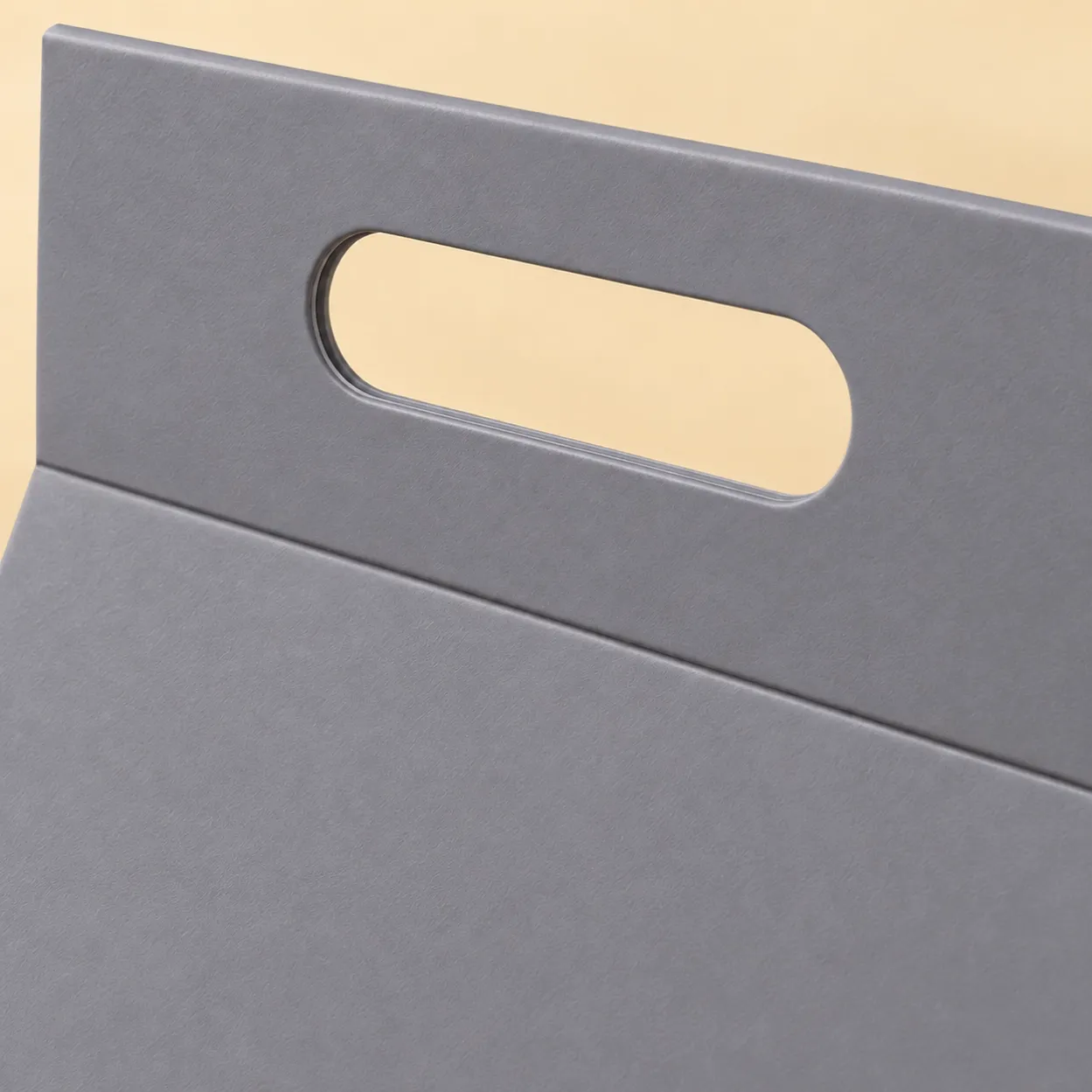 FB-001_Gray_04_Handle_Detail