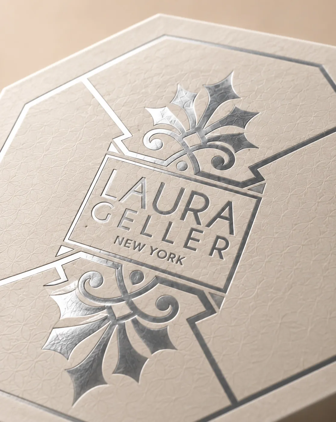 COS-006_05_Logo_Silver_Hotstamp