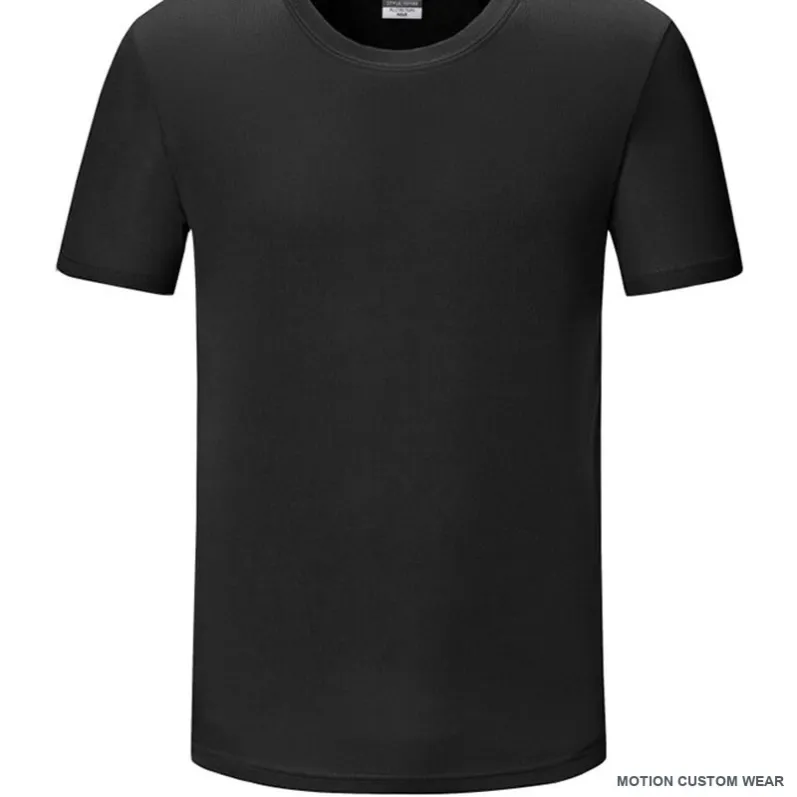 Custom quick-dry training t-shirt in front