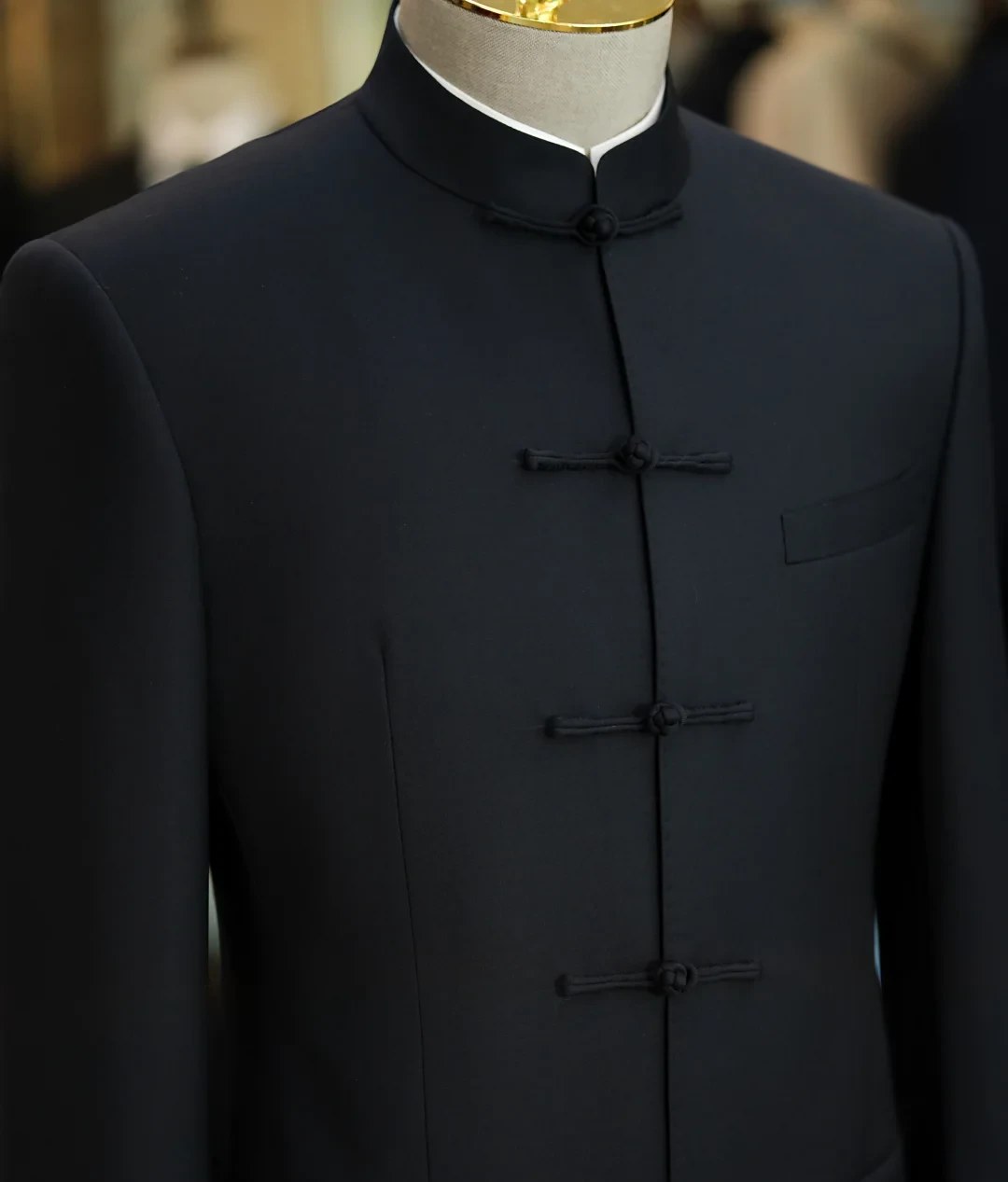 Navy mandarin-collar suit torso