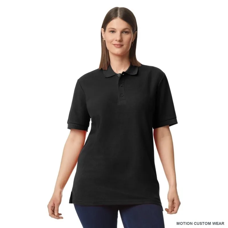 Custom piqué polo shirt in front