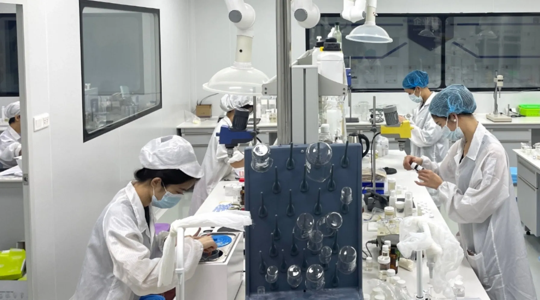 cosmetic-formulation-rd-laboratory