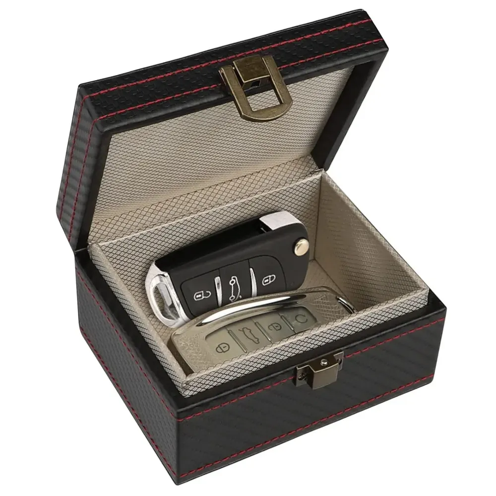 Small Faraday Box ZM-HZ-1002 — Carbon Fiber Signal Shielding Key Box 175g main product photo