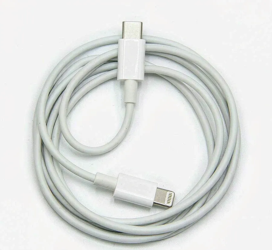 USB-C to Lightning fast charging cable