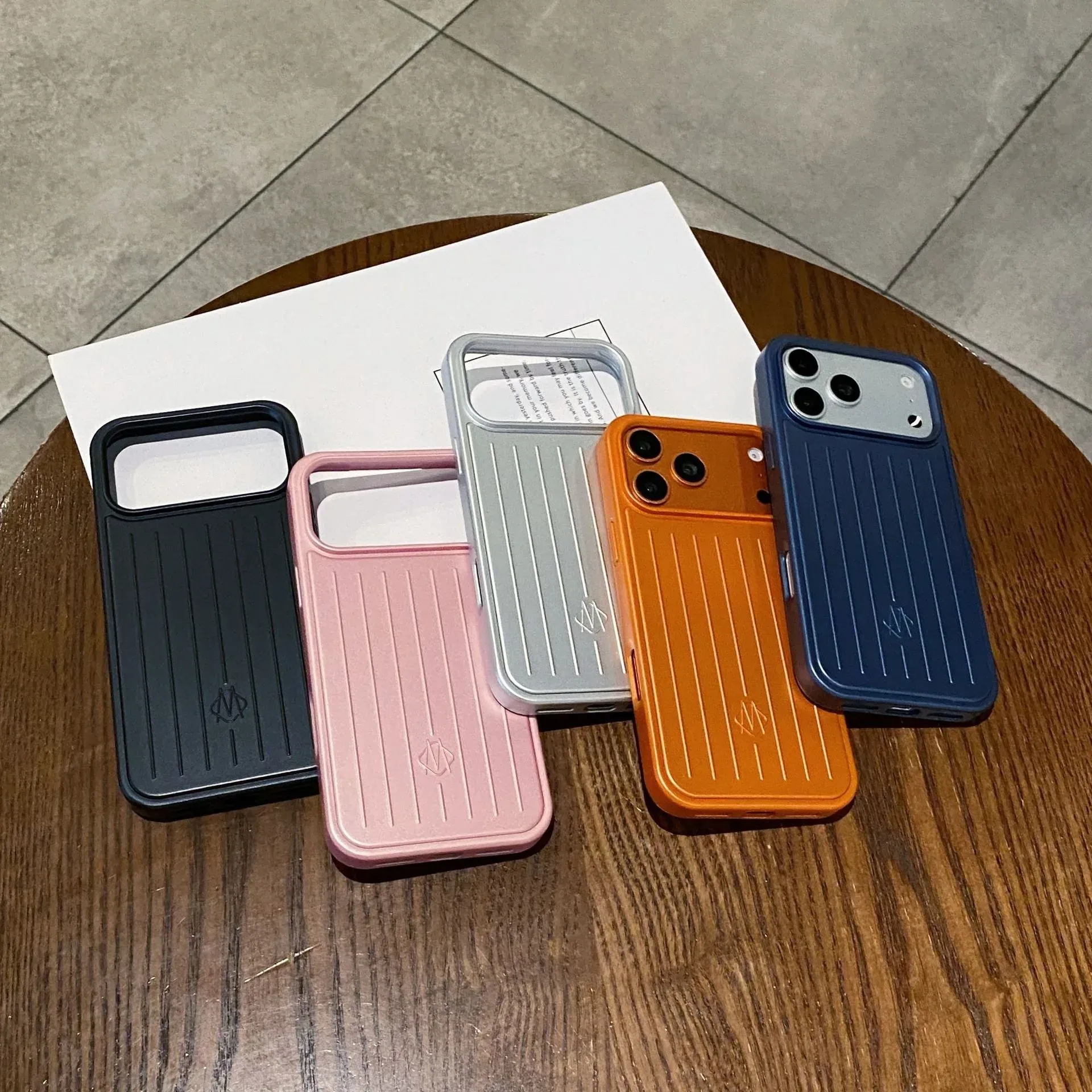 Pleated Full-Cover Shockproof Magnetic Case, main product photo