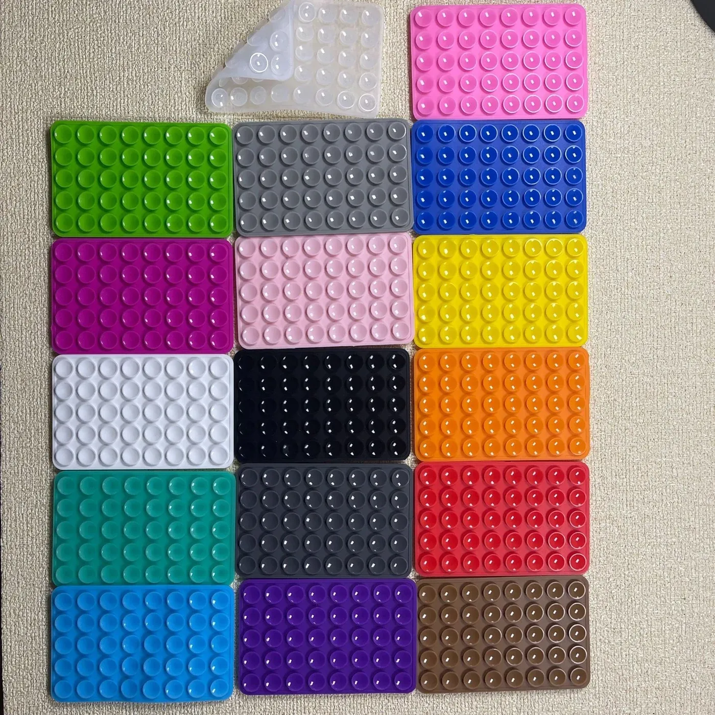 Square Silicone Suction Phone Grip Pad, product photo 02