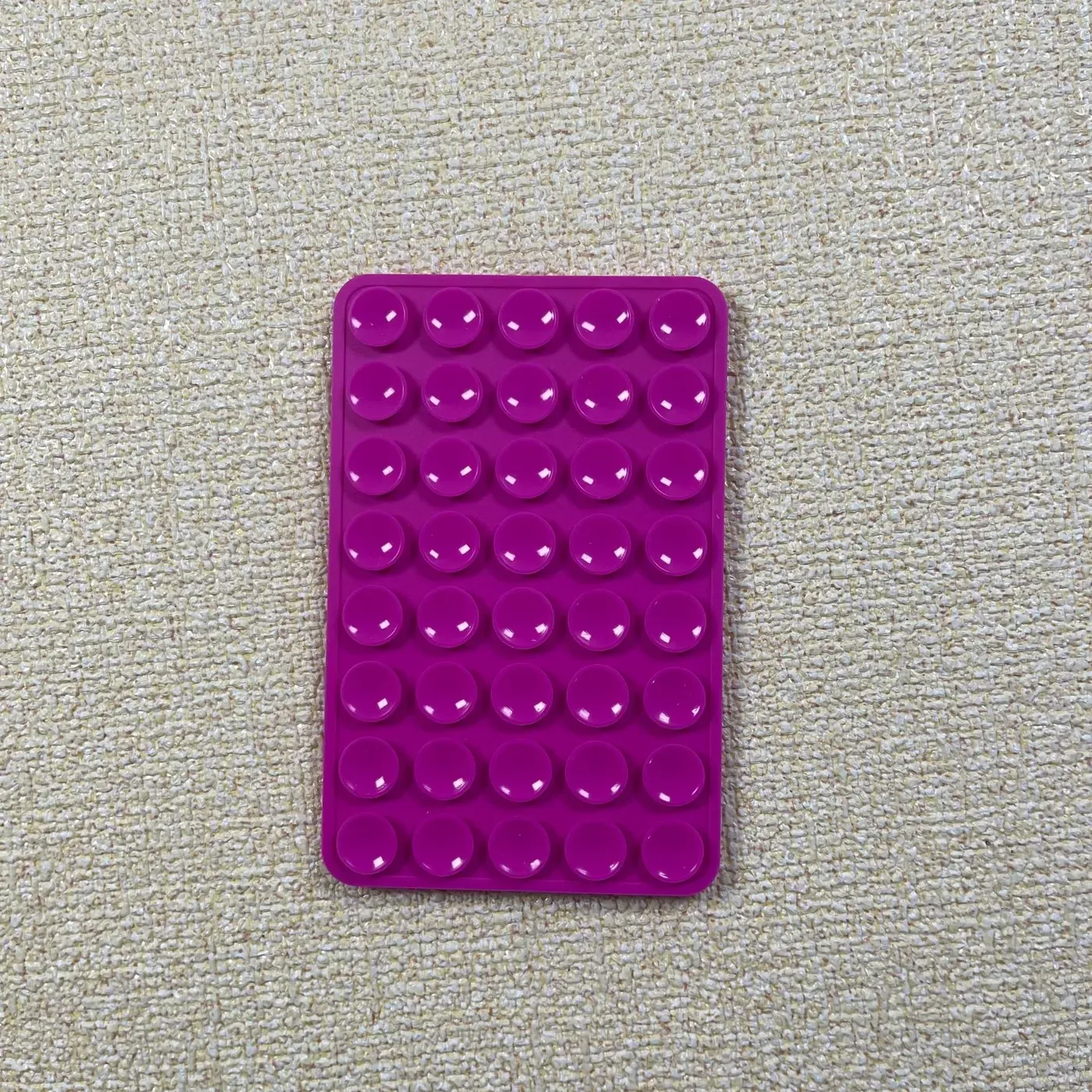 Square Silicone Suction Phone Grip Pad, product photo 04