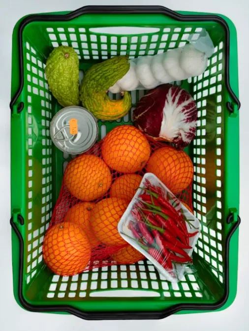 plastic-vegetable-crate-injection-machine