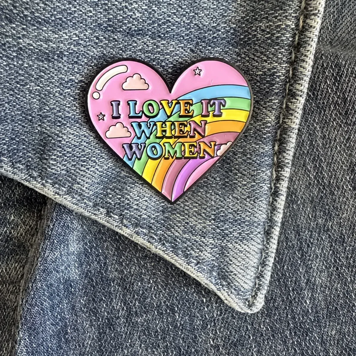 pin-badge-worn.webp