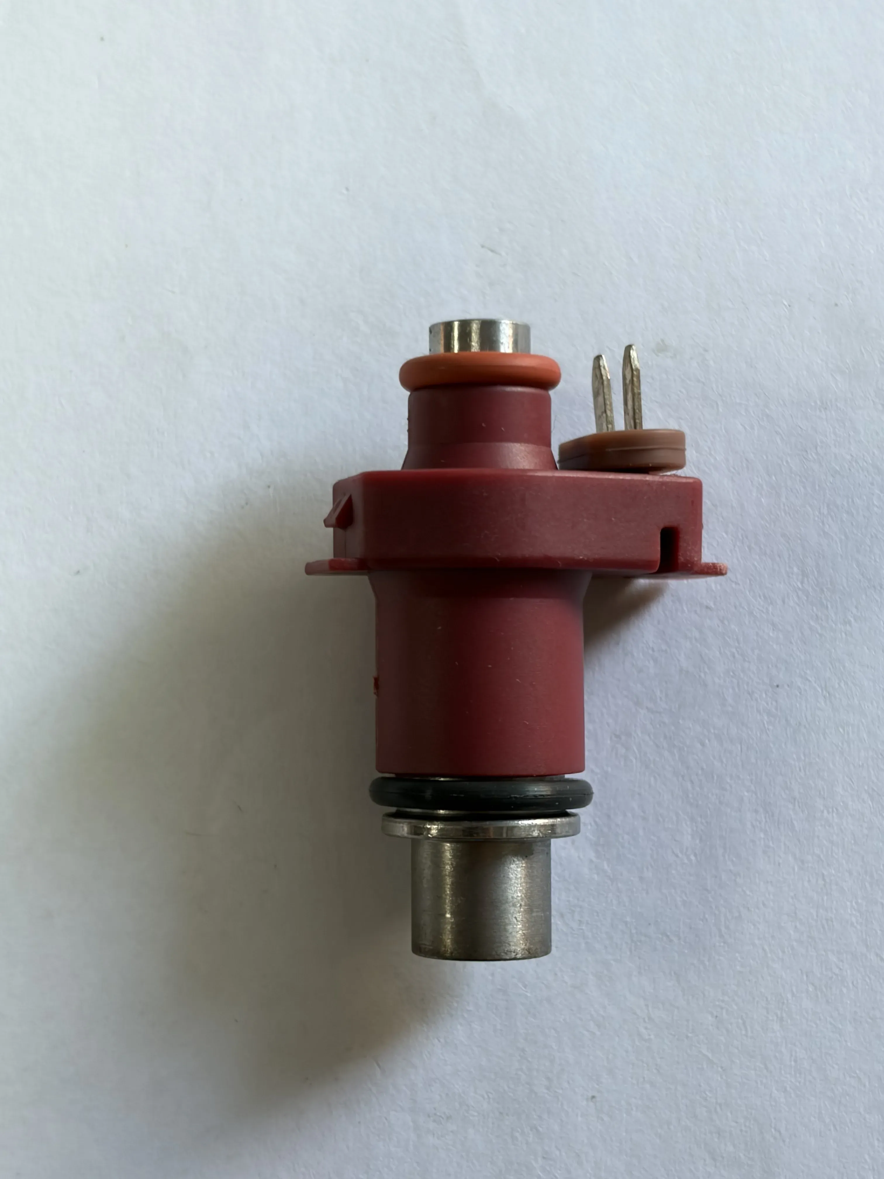 Motorcycle fuel injector product photo