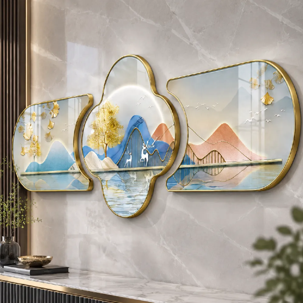 golden frame details artwork