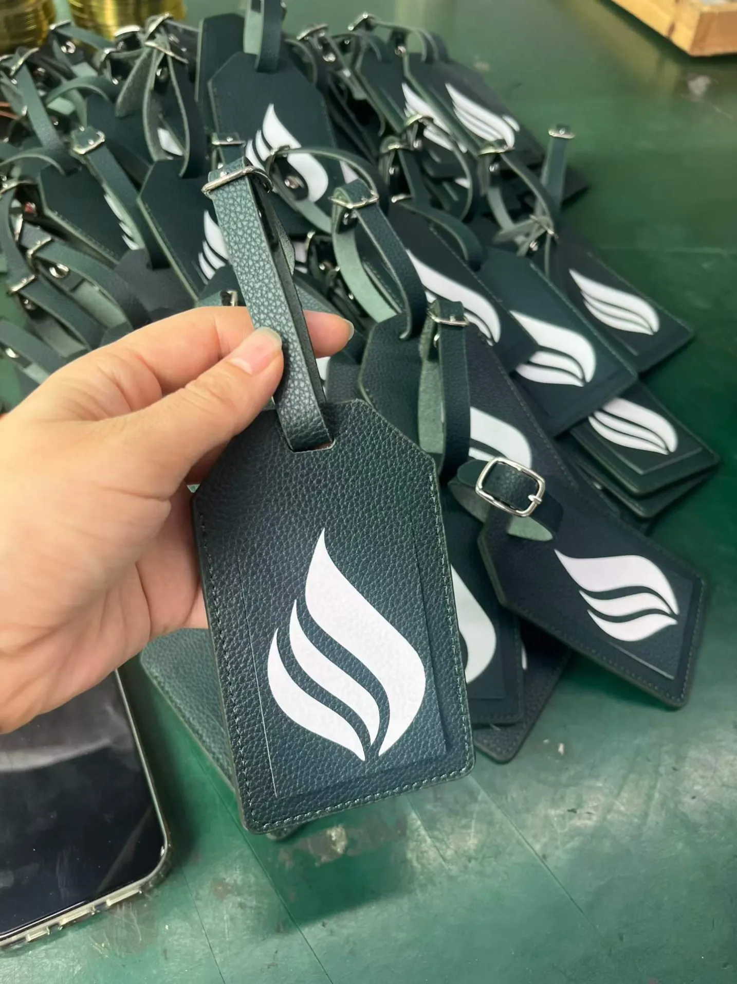 custom-black-luggage-tag-white-logo.jpg