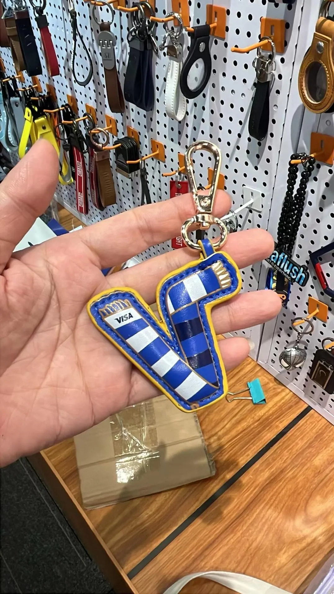 custom-blue-shaped-luggage-tag.jpg