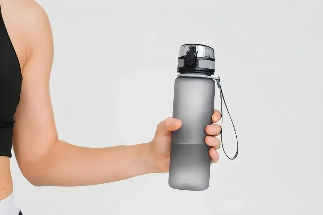 frosted-reusable-plastic-water-bottle