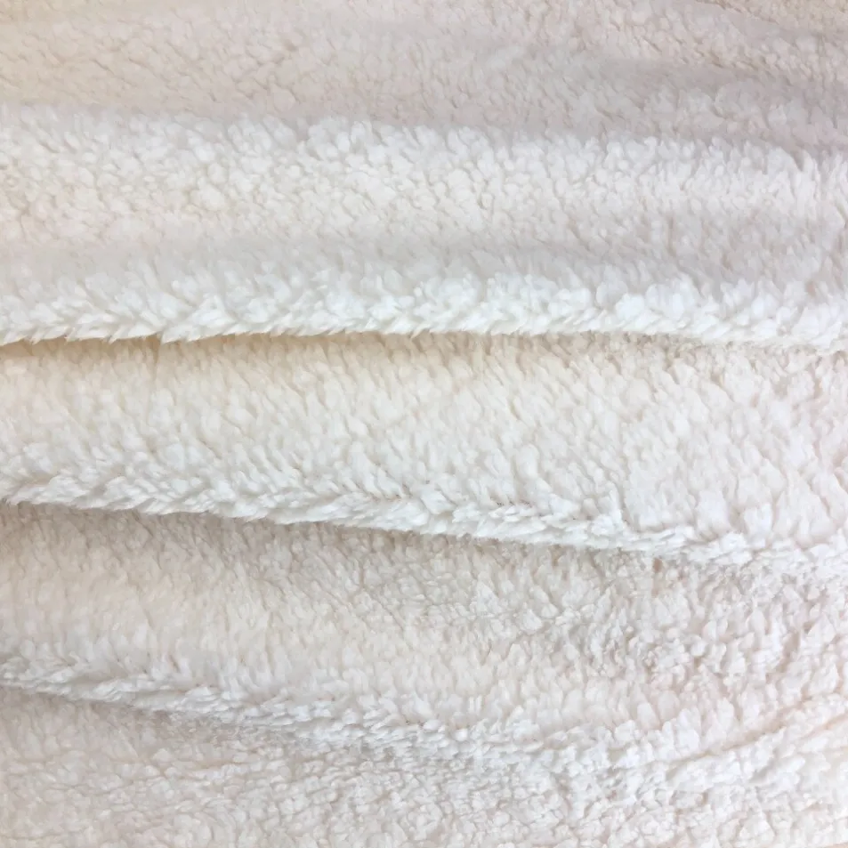 sherpa-fleece-fabric-ivory