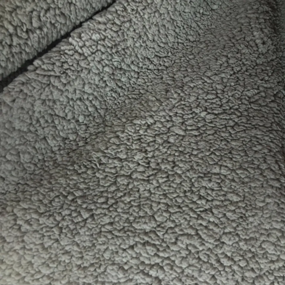 sherpa-fleece-fabric-grey