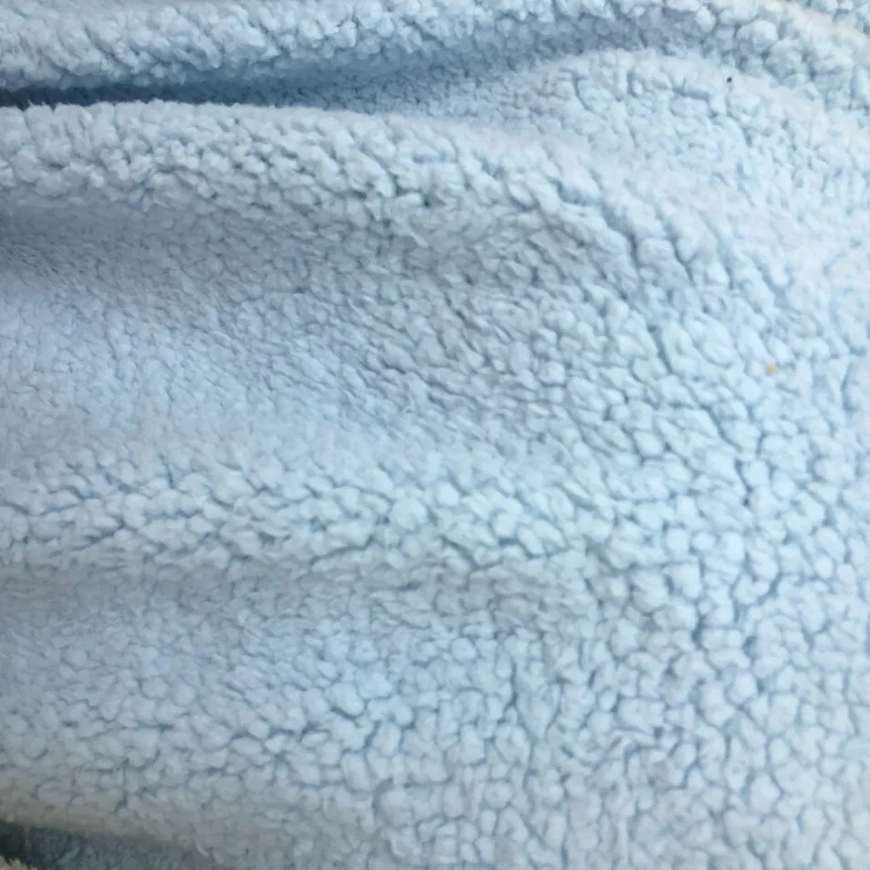 sherpa-fleece-fabric-light-blue