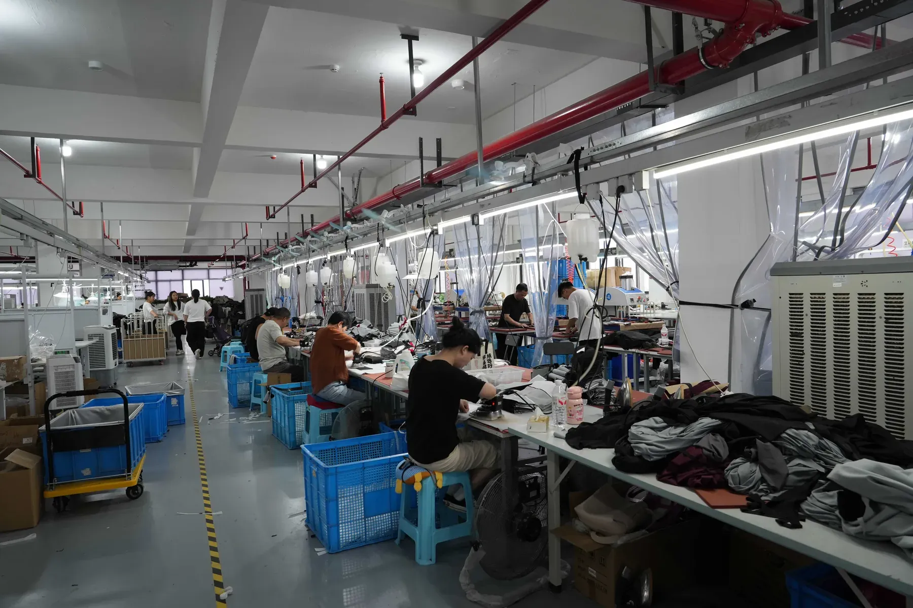 Activewear sewing production line for custom yoga wear manufacturing