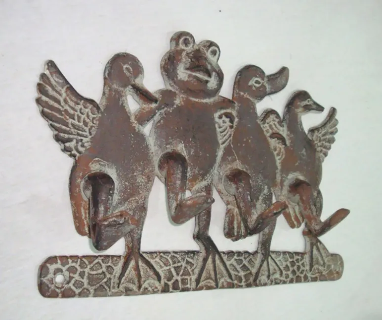 Cast iron duck statue figurine 12F1846