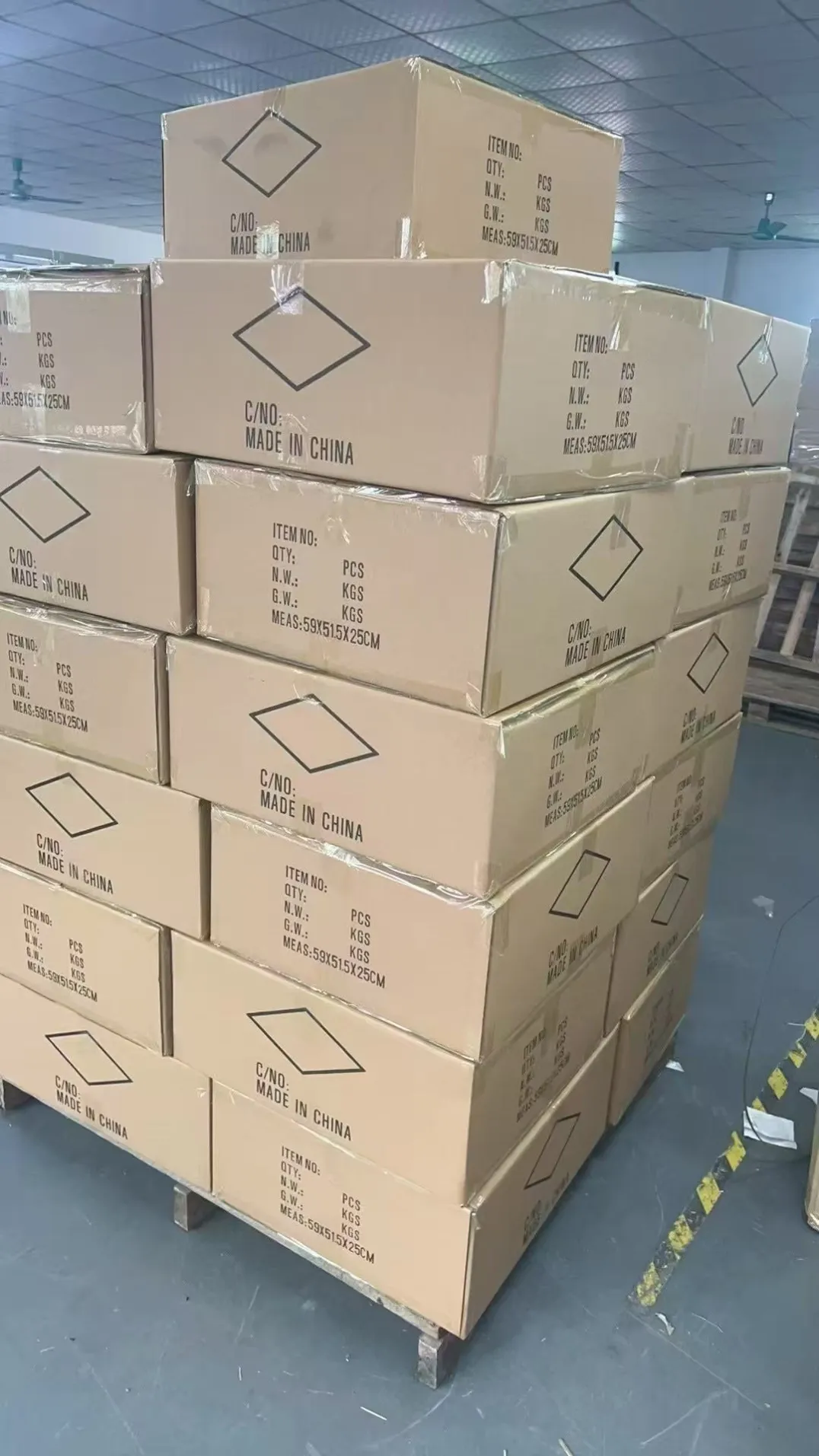 phone-holder-export-shipment